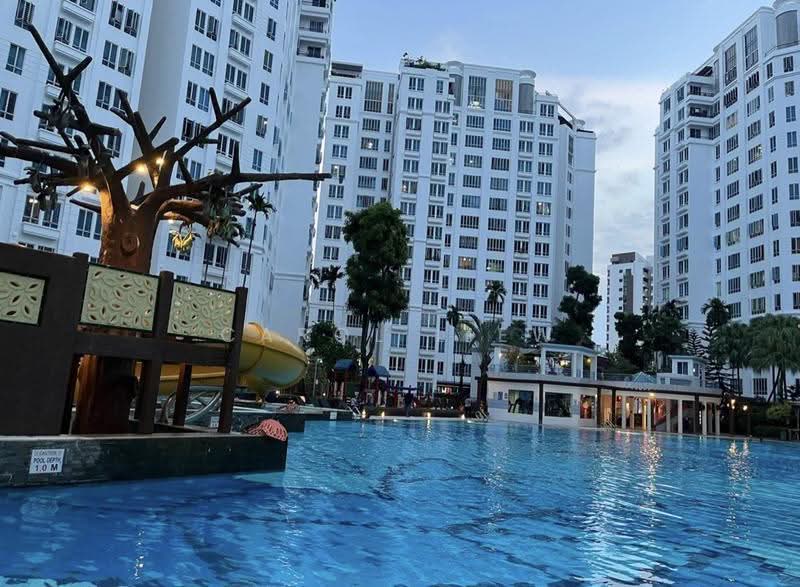 Northoaks, 20 Woodlands Cresent, Admiralty / Woodlands, 3 Bedrooms, 1,238 sqft, Condominium For Sale, by Carol Liew, 500279757 - Exterior - PropertyGuru.com.sg