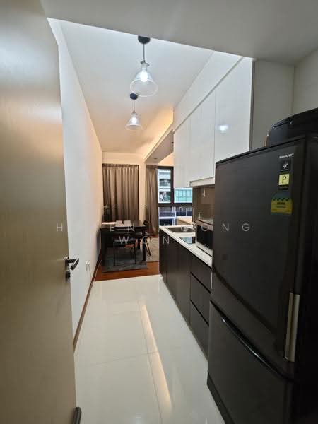 Esparina Residences, 117 Compassvale Bow, Hougang / Punggol / Sengkang, Studio, 400 sqft, Condominium For Rent, by Hsien Loong Wong, 500279760 - Kitchen - PropertyGuru.com.sg