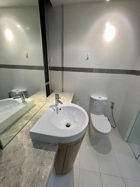One-North Residences, 7 One-North Gateway, Buona Vista / West Coast / Clementi New Town, Room Rental, 180 sqft, Apartment For Rent, by Steve Voon, 500279768 - Bathroom - PropertyGuru.com.sg