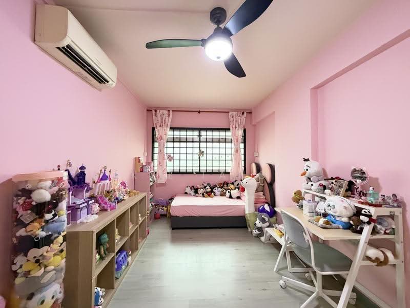 627 Pasir Ris Drive 3, 627 Pasir Ris Drive 3, Pasir Ris / Tampines, 3 Bedrooms, 1,120 sqft, HDB Flat For Sale, by Kye Tang, 500279774 - Bedroom - PropertyGuru.com.sg