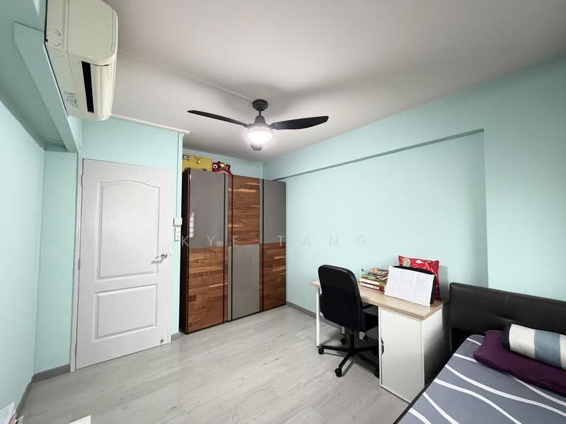 627 Pasir Ris Drive 3, 627 Pasir Ris Drive 3, Pasir Ris / Tampines, 3 Bedrooms, 1,120 sqft, HDB Flat For Sale, by Kye Tang, 500279774 - Bedroom - PropertyGuru.com.sg