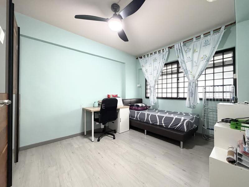 627 Pasir Ris Drive 3, 627 Pasir Ris Drive 3, Pasir Ris / Tampines, 3 Bedrooms, 1,120 sqft, HDB Flat For Sale, by Kye Tang, 500279774 - Bedroom - PropertyGuru.com.sg