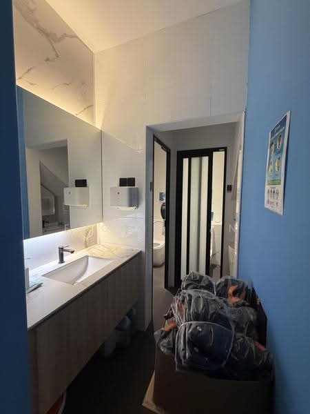 Sam Leong Road, Farrer Park / Serangoon Rd, 2,500 sqft, Shop / Shophouse For Rent, by Eugene Tan, 500279777 - Bathroom - CommercialGuru.com.sg