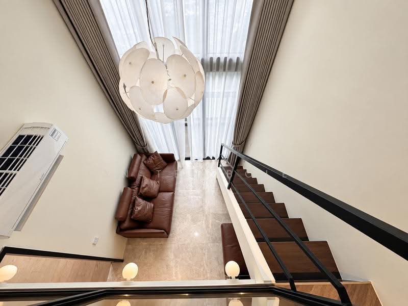 Sell as Brand New! 1+Study+Loft @ Irwell Hill Residences by CDL, Orchard / River Valley, 1 Bedroom, 646 sqft, Condominium For Sale, by Ian Teh Boleh, 500279780 - Living Room - PropertyGuru.com.sg