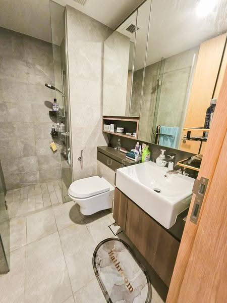 Midwood, 10 Hillview Rise, Dairy Farm / Bukit Panjang / Choa Chu Kang, 2 Bedrooms, 689 sqft, Condominium For Sale, by Clauson Seah, 500279798 - Bathroom - PropertyGuru.com.sg