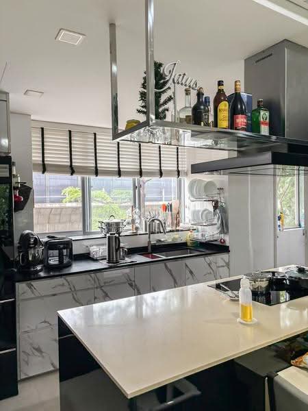 Lakeholmz, 88 Corporation Road, Boon Lay / Jurong / Tuas, 3 Bedrooms, 1,324 sqft, Condominium For Sale, by Clauson Seah, 500279807 - Kitchen - PropertyGuru.com.sg