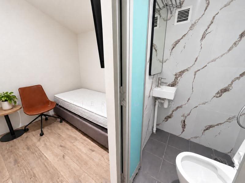 17A Dalhousie Lane, Farrer Park / Serangoon Rd, 5 Bedrooms, 1,200 sqft, Conservation House For Rent, by Javier Ng 黄允健, 500279814 - Bedroom - PropertyGuru.com.sg