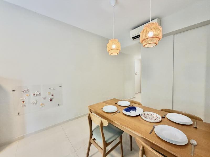 Midwood, 10 Hillview Rise, Dairy Farm / Bukit Panjang / Choa Chu Kang, 3 Bedrooms, 990 sqft, Condominium For Sale, by TJHAI C. (TJ), 500279815 - Dining Room - PropertyGuru.com.sg
