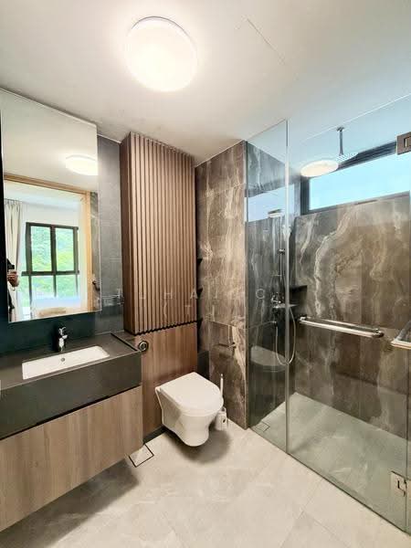 Midwood, 10 Hillview Rise, Dairy Farm / Bukit Panjang / Choa Chu Kang, 3 Bedrooms, 990 sqft, Condominium For Sale, by TJHAI C. (TJ), 500279815 - Bathroom - PropertyGuru.com.sg