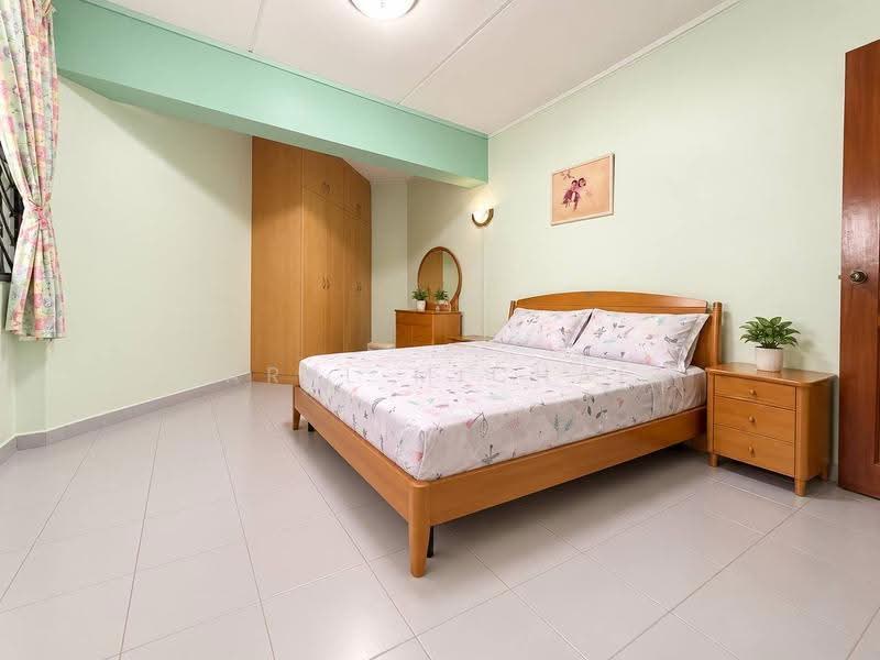 112 Lorong 3 Geylang, 112 Lorong 3 Geylang, Eunos / Geylang / Paya Lebar, 3 Bedrooms, 1,151 sqft, HDB Flat For Sale, by Daryl Michael, 500279835 - Bedroom - PropertyGuru.com.sg