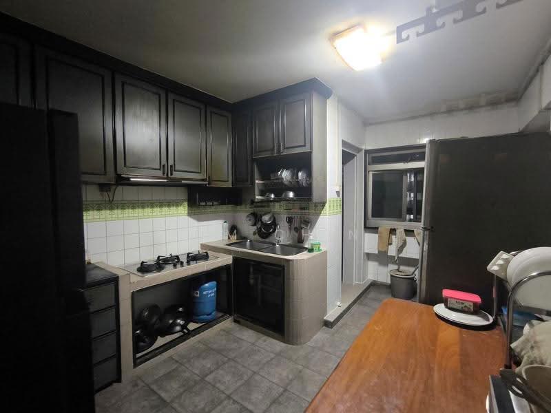 816 Jurong West Street 81, 816 Jurong West Street 81, Boon Lay / Jurong / Tuas, Room Rental, 100 sqft, HDB Flat For Rent, by Sam Chin, 500279840 - Kitchen - PropertyGuru.com.sg
