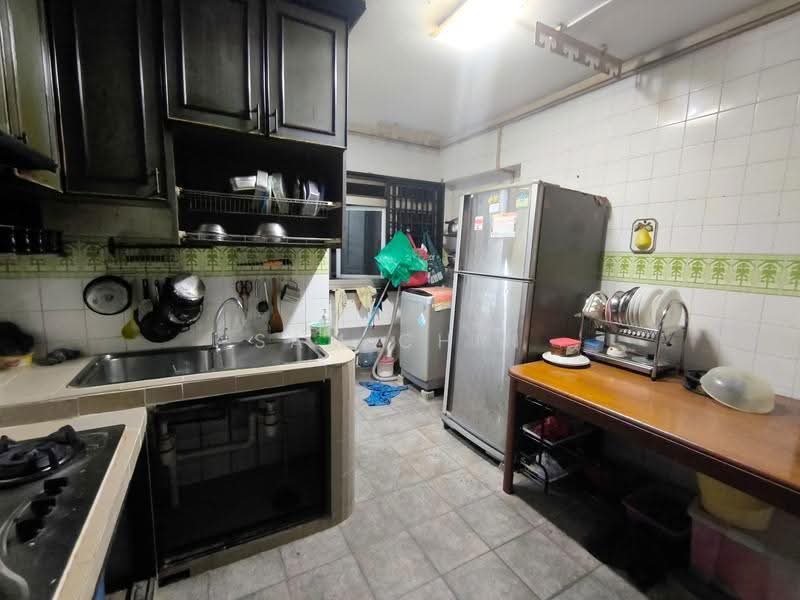 816 Jurong West Street 81, 816 Jurong West Street 81, Boon Lay / Jurong / Tuas, Room Rental, 100 sqft, HDB Flat For Rent, by Sam Chin, 500279840 - Kitchen - PropertyGuru.com.sg
