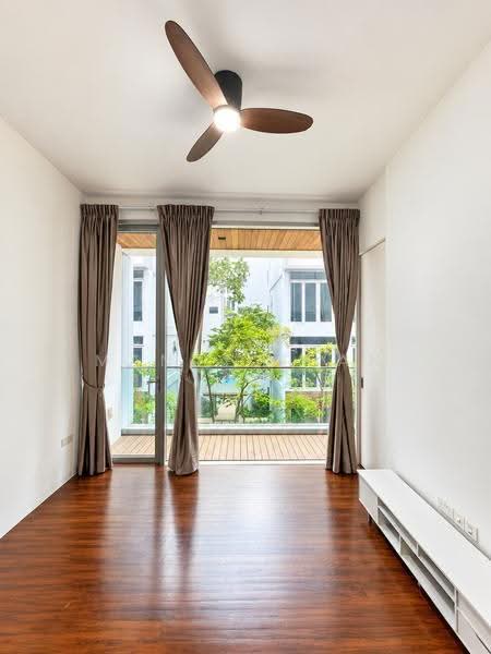 Seletar Park Residence, 21 Seletar Road, Seletar / Yio Chu Kang, 1 Bedroom, 527 sqft, Condominium For Sale, by Mandy Chan, 500279862 - Balcony - PropertyGuru.com.sg
