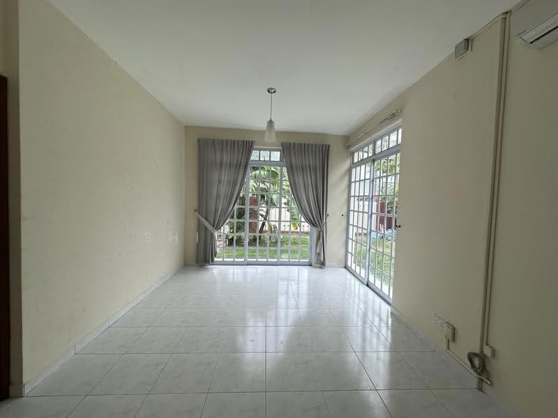 Jalan Limau Nipis, Jalan Limau Nipis/Upper Changi Road/ Bedok Terrace, Bedok / Upper East Coast, 6 Bedrooms, 2,650 sqft, Semi-Detached House For Rent, by Shirley Tan, 500279878 - Living Room - PropertyGuru.com.sg