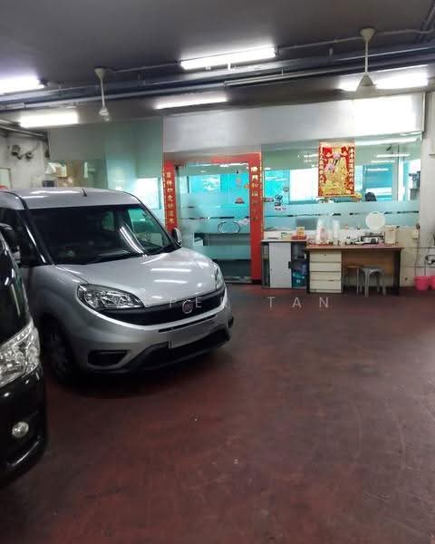 Automobile Megamart, 61 Ubi Avenue 2, Eunos / Geylang / Paya Lebar, 2,992 sqft, Light Industrial (B1) For Sale, by Jasper Tan, 500279880 - Car Park - CommercialGuru.com.sg