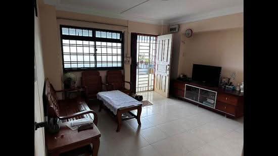 122 Lorong 2 Toa Payoh, 122 Lorong 2 Toa Payoh, Balestier / Toa Payoh, Room Rental, 100 sqft, HDB Flat For Rent, by Cindy Chin, 500279883 - PropertyGuru.com.sg
