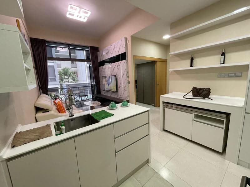 The Creek @ Bukit, 17 Toh Tuck Road, Clementi Park / Upper Bukit Timah, 2 Bedrooms, 721 sqft, Condominium For Sale, by Lynette See, 500279889 - Living Room - PropertyGuru.com.sg
