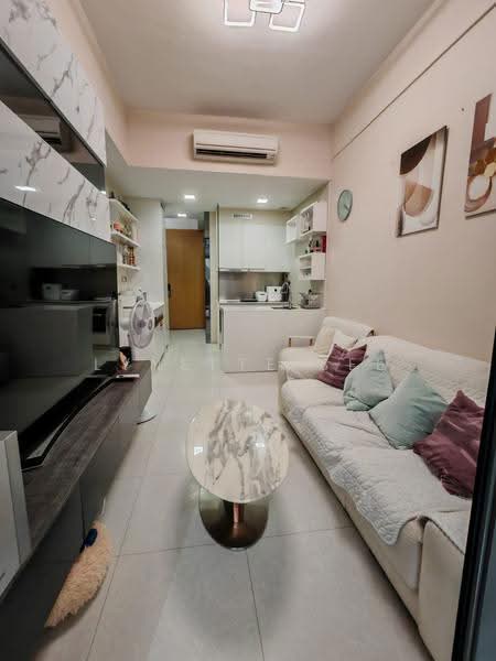 The Creek @ Bukit, 17 Toh Tuck Road, Clementi Park / Upper Bukit Timah, 2 Bedrooms, 721 sqft, Condominium For Sale, by Lynette See, 500279889 - Living Room - PropertyGuru.com.sg