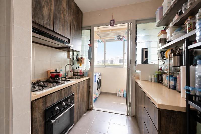 886A Woodlands Drive 50, 886A Woodlands Drive 50, Admiralty / Woodlands, 2 Bedrooms, 721 sqft, HDB Flat For Sale, by Peggy Ong, 500279900 - Kitchen - PropertyGuru.com.sg