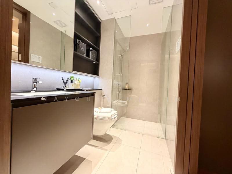 One Marina Gardens, 3 Marina Gardens Lane, Boat Quay / Raffles Place / Marina, 2 Bedrooms, 732 sqft, Apartment For Sale, by Raycher MF Lim, 500279901 - Bathroom - PropertyGuru.com.sg