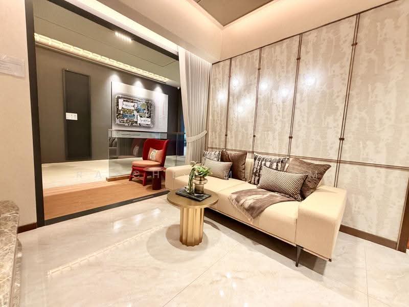 One Marina Gardens, 3 Marina Gardens Lane, Boat Quay / Raffles Place / Marina, 2 Bedrooms, 732 sqft, Apartment For Sale, by Raycher MF Lim, 500279901 - Living Room - PropertyGuru.com.sg