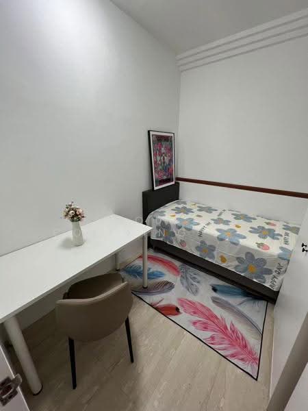 The Springbloom, 139 Serangoon Avenue 3, Hougang / Punggol / Sengkang, Room Rental, 100 sqft, Condominium For Rent, by ling, 500279905 - Bedroom - PropertyGuru.com.sg