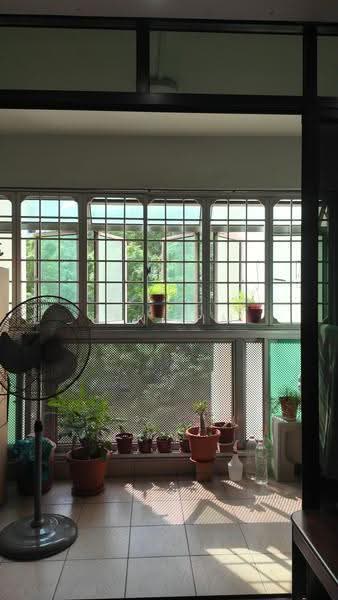 259C Compassvale Road, 259C Compassvale Road, Hougang / Punggol / Sengkang, 3 Bedrooms, 1,184 sqft, HDB Flat For Sale, by Yen Lim, 500279921 - Balcony - PropertyGuru.com.sg
