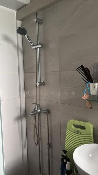 308A Anchorvale Road, 308A Anchorvale Road, Hougang / Punggol / Sengkang, Room Rental, 150 sqft, HDB Flat For Rent, by Rose Ting, 500279931 - Bathroom - PropertyGuru.com.sg