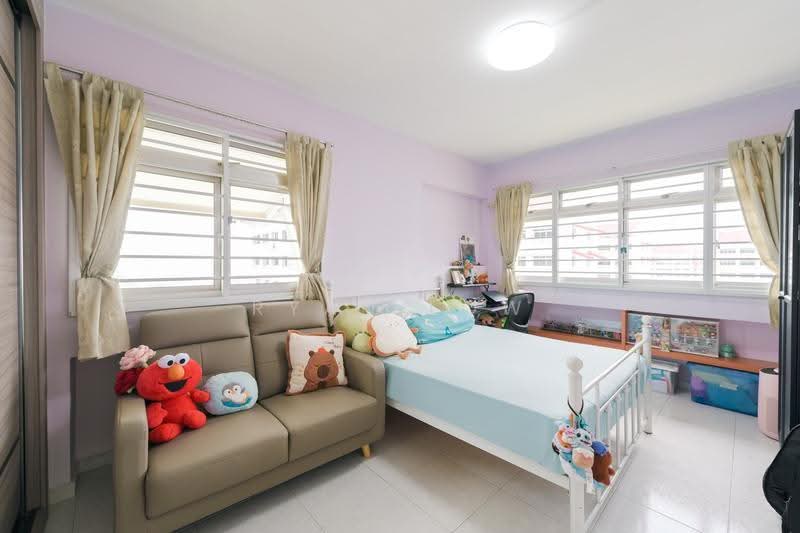 607 Choa Chu Kang Street 62, 607 Choa Chu Kang Street 62, Dairy Farm / Bukit Panjang / Choa Chu Kang, 3 Bedrooms, 1,453 sqft, HDB Flat For Sale, by Ryan Low, 500279944 - Bedroom - PropertyGuru.com.sg
