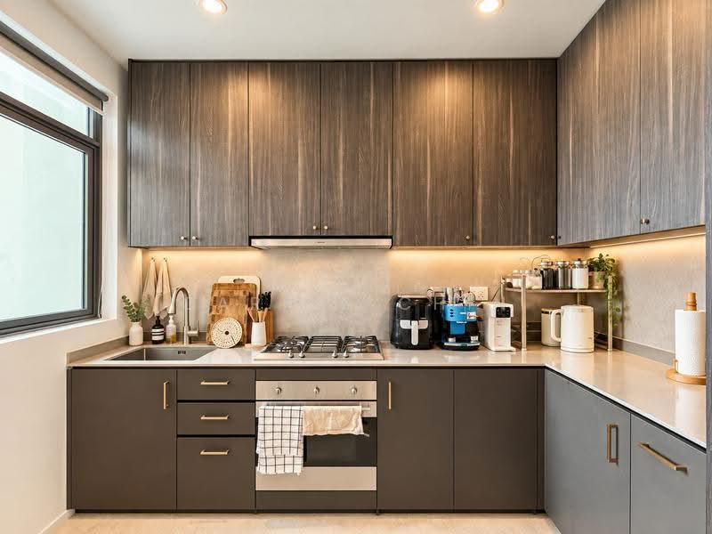 Principal Garden, 91 Prince Charles Crescent, Alexandra / Commonwealth, 2 Bedrooms, 807 sqft, Condominium For Sale, by Carrie Chin, 500279962 - Kitchen - PropertyGuru.com.sg