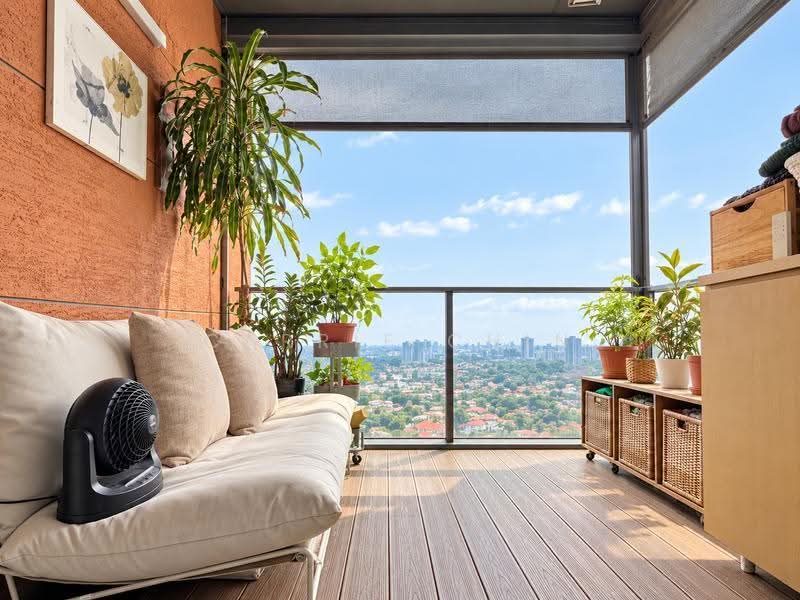 Principal Garden, 91 Prince Charles Crescent, Alexandra / Commonwealth, 2 Bedrooms, 807 sqft, Condominium For Sale, by Carrie Chin, 500279962 - Balcony - PropertyGuru.com.sg