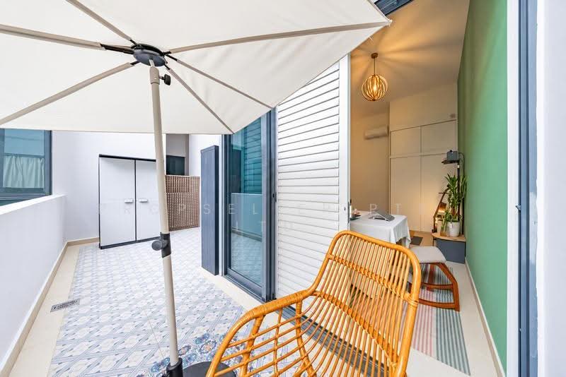 The Cristallo, 70 Lorong K Telok Kurau, East Coast / Marine Parade, Studio, 603 sqft, Condominium For Sale, by Florence Ho, 500279963 - Balcony - PropertyGuru.com.sg