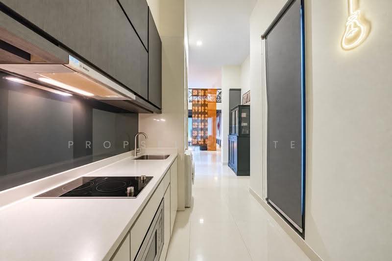 The Cristallo, 70 Lorong K Telok Kurau, East Coast / Marine Parade, Studio, 603 sqft, Condominium For Sale, by Florence Ho, 500279963 - Kitchen - PropertyGuru.com.sg