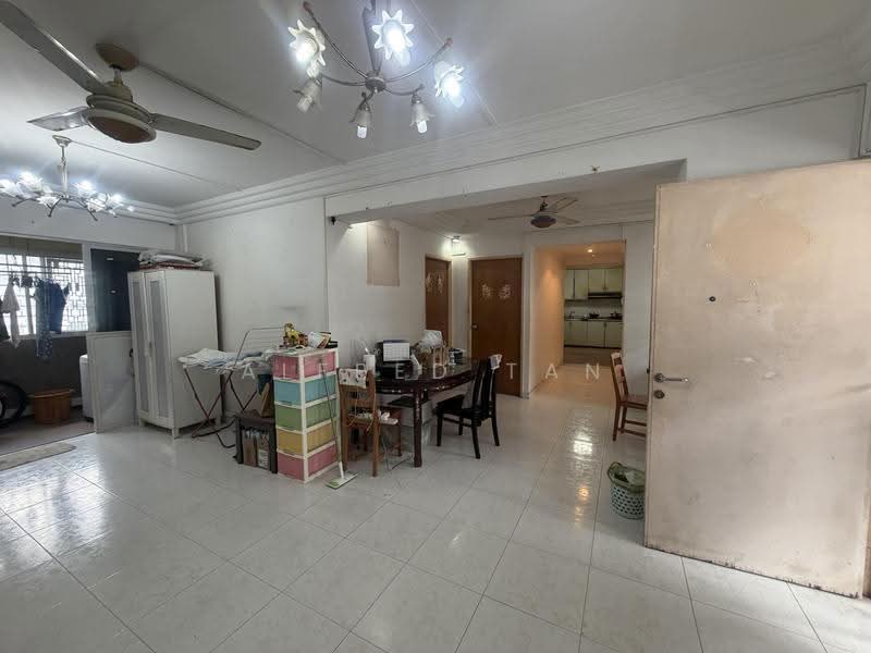 637 Pasir Ris Drive 1, 637 Pasir Ris Drive 1, Pasir Ris / Tampines, 4 Bedrooms, 1,324 sqft, HDB Flat For Sale, by Alfred Tan, 500279973 - Living Room - PropertyGuru.com.sg