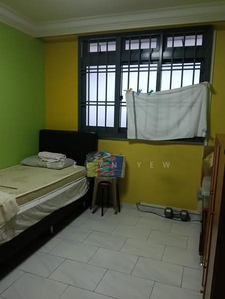 636 Hougang Avenue 8, 636 Hougang Avenue 8, Hougang / Punggol / Sengkang, Room Rental, 110 sqft, HDB Flat For Rent, by Evelyn Yew, 500279981 - Bedroom - PropertyGuru.com.sg