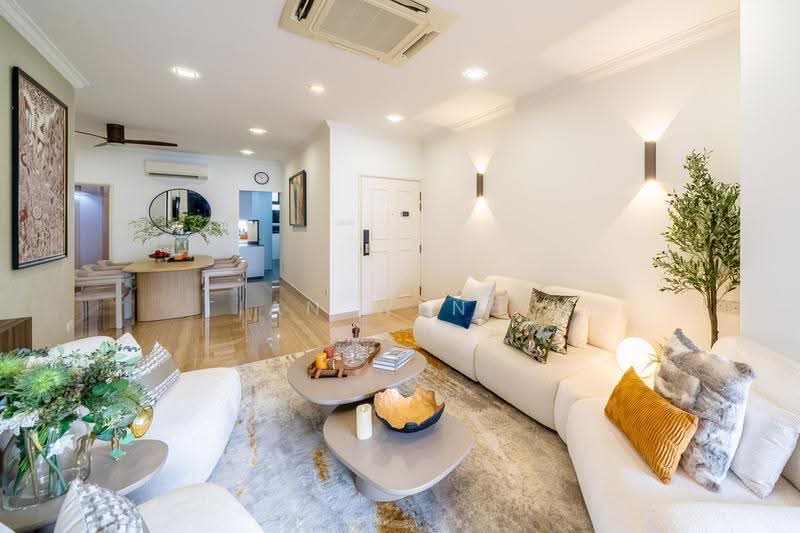 The Summit, 453 Upper East Coast Road, Bedok / Upper East Coast, 3 Bedrooms, 1,528 sqft, Condominium For Sale, by Tian Wenbin, 500279993 - Living Room - PropertyGuru.com.sg