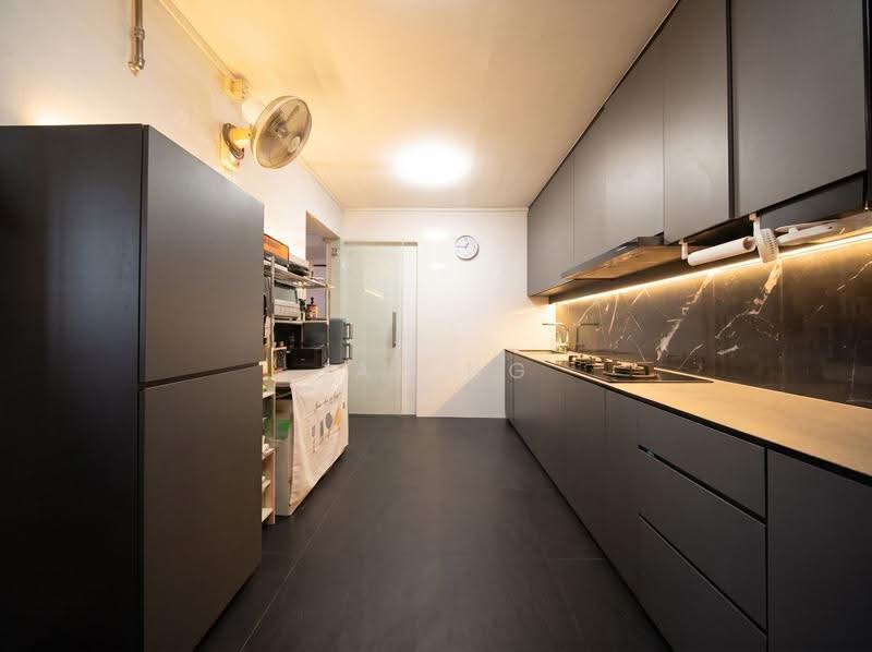 637 Veerasamy Road, 637 Veerasamy Road, Farrer Park / Serangoon Rd, 3 Bedrooms, 1,109 sqft, HDB Flat For Sale, by Jay Ng, 500279994 - Kitchen - PropertyGuru.com.sg