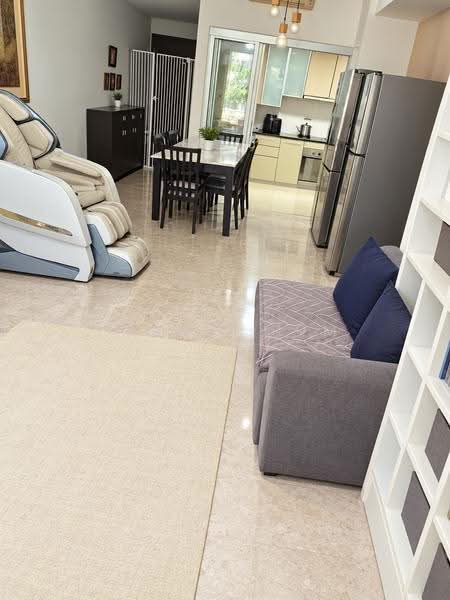 Grandeur 8, 8 Ang Mo Kio Central 3, Ang Mo Kio / Bishan / Thomson, 3 Bedrooms, 1,226 sqft, Condominium For Sale, by Dennis Lim, 500279999 - Living Room - PropertyGuru.com.sg