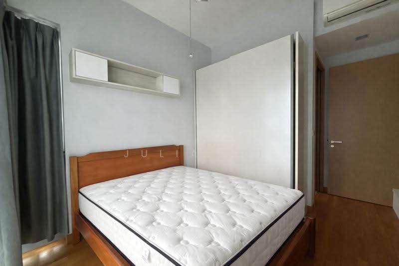 Alex Residences, 28 Alexandra View, Alexandra / Commonwealth, 3 Bedrooms, 883 sqft, Condominium For Rent, by Julian Li, 500280004 - Master Bedroom - PropertyGuru.com.sg