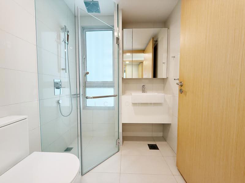 Eight Riversuites, 2 Whampoa East, Balestier / Toa Payoh, 3 Bedrooms, 936 sqft, Condominium For Rent, by Eric Choy, 500280015 - Bathroom - PropertyGuru.com.sg