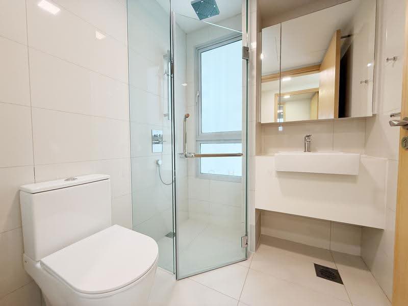Eight Riversuites, 2 Whampoa East, Balestier / Toa Payoh, 3 Bedrooms, 936 sqft, Condominium For Rent, by Eric Choy, 500280015 - Bathroom - PropertyGuru.com.sg