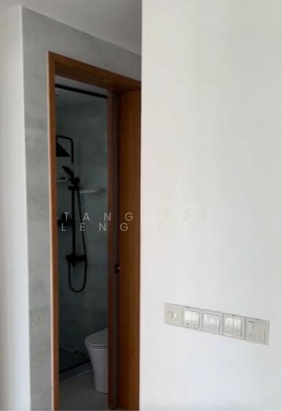 The Metropolitan Condominium, 6 Alexandra View, Alexandra / Commonwealth, 2 Bedrooms, 840 sqft, Condominium For Rent, by Tang Sze Leng (Venez), 500280018 - PropertyGuru.com.sg