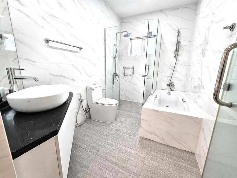 The Compass At Chancery, 6U Chancery Hill Road, Newton / Novena, 4 Bedrooms, 2,506 sqft, Cluster House For Rent, by Shelly Koh, 500280029 - Bathroom - PropertyGuru.com.sg