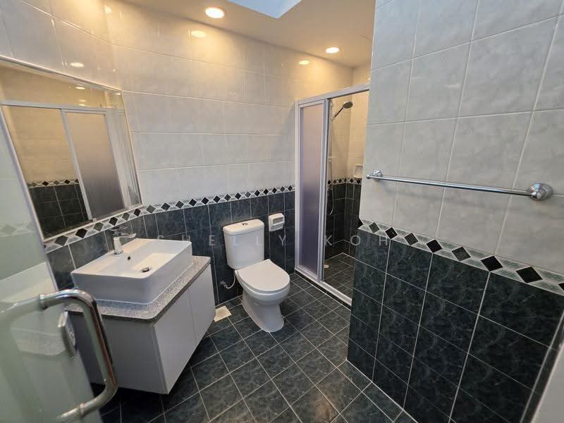 The Compass At Chancery, 6U Chancery Hill Road, Newton / Novena, 4 Bedrooms, 2,506 sqft, Cluster House For Rent, by Shelly Koh, 500280029 - Bathroom - PropertyGuru.com.sg