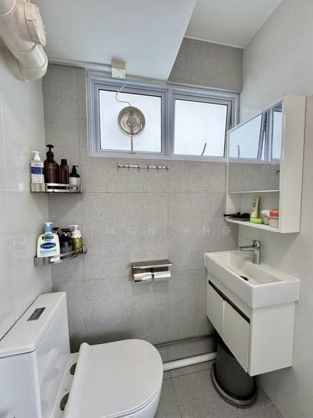 175 Ang Mo Kio Avenue 4, 175 Ang Mo Kio Avenue 4, Ang Mo Kio / Bishan / Thomson, Room Rental, 100 sqft, HDB Flat For Rent, by Simon Ang, 500280049 - Bathroom - PropertyGuru.com.sg