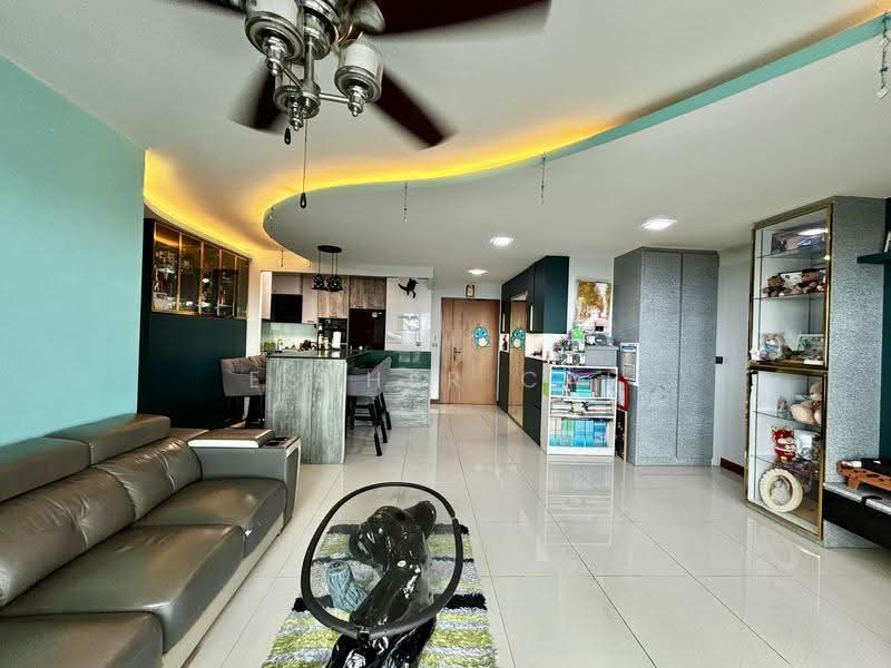 455B Teck Ghee Parkview, 455B Ang Mo Kio Street 44, Ang Mo Kio / Bishan / Thomson, 3 Bedrooms, 1,216 sqft, HDB Flat For Sale, by Esther Cai, 500280055 - Living Room - PropertyGuru.com.sg