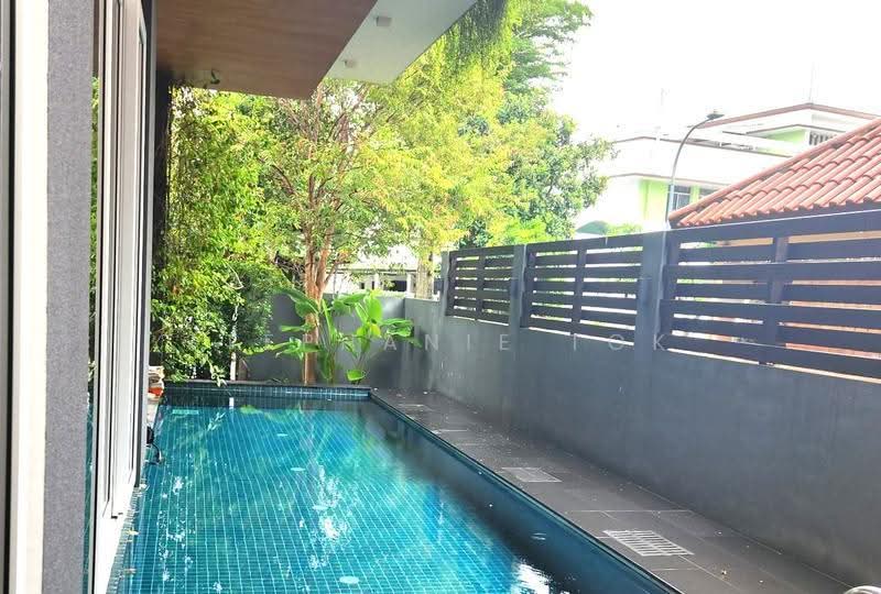 See to Believe! 3.5 Storey Semi D with Lift and Pool, No West Sun, Quiet Facing, Park 2 Cars, Solar Panels, East Coast / Marine Parade, 7 Bedrooms, 7,500 sqft, Semi-Detached House For Sale, by Stephanie Tok, 500280064 - Exterior - PropertyGuru.com.sg