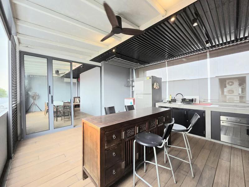 Seletar Park Residence, 21 Seletar Road, Seletar / Yio Chu Kang, 2 Bedrooms, 1,507 sqft, Condominium For Sale, by Cynthia Chan, 500280067 - Kitchen - PropertyGuru.com.sg