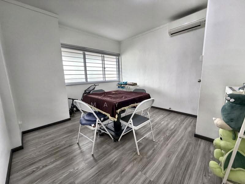 513 Jelapang Road, 513 Jelapang Road, Dairy Farm / Bukit Panjang / Choa Chu Kang, 3 Bedrooms, 1,109 sqft, HDB Flat For Sale, by May Li, 500280071 - Bedroom - PropertyGuru.com.sg