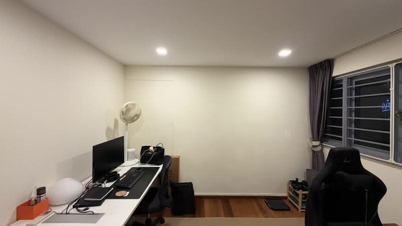 271 Queen Street, 271 Queen Street, Beach Road / Bugis / Rochor, 2 Bedrooms, 732 sqft, HDB Flat For Rent, by Edmund Thor, 500280085 - Common room - PropertyGuru.com.sg